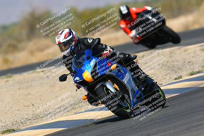 media/Mar-28-2022-Superbike Trackdays (Mon) [[b8603d0f67]]/Open Track Time/Turn 7/